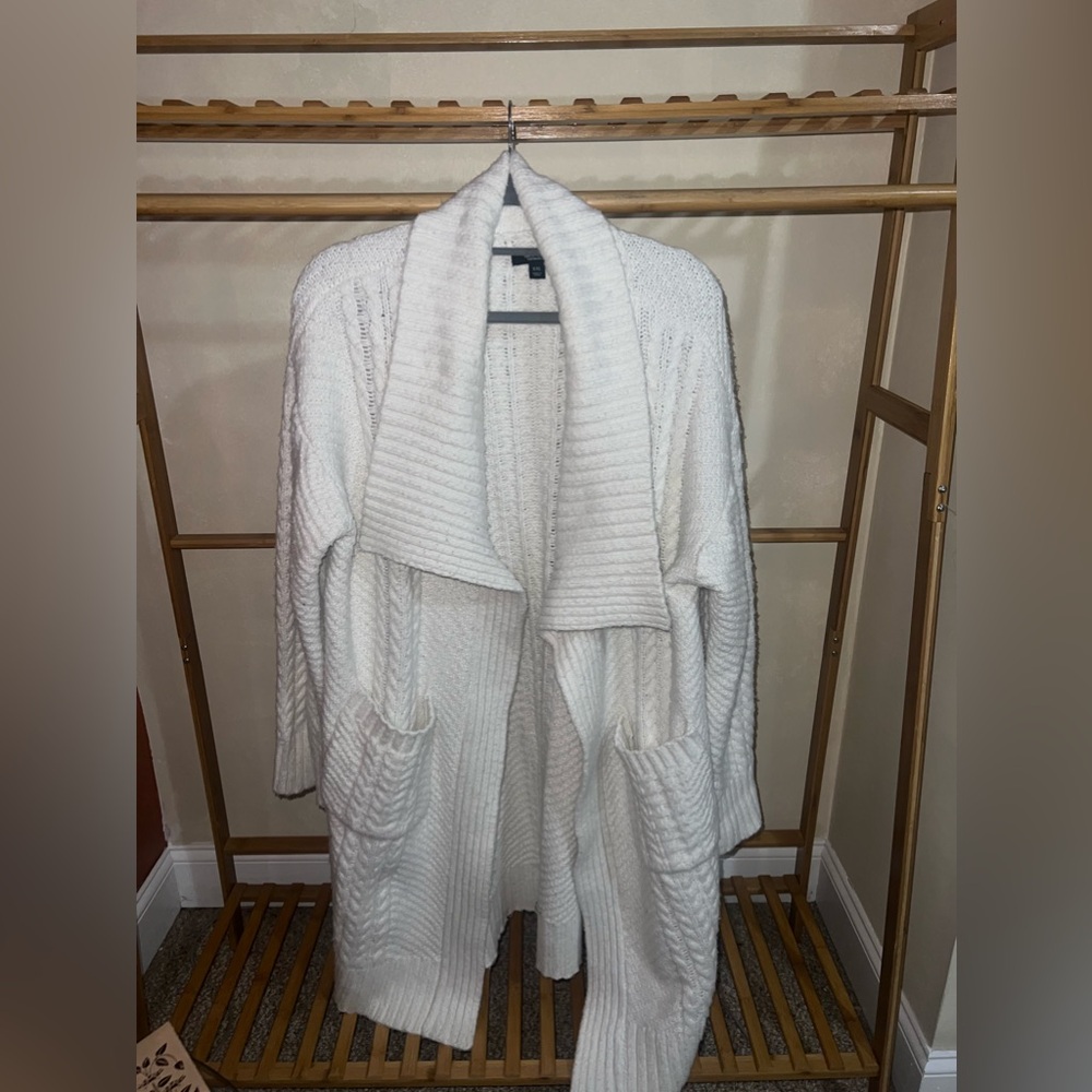 Vera Wang Knit Cardigan
